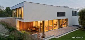 Pročitajte više o članku Fasadni TOPLINSKO-IZOLACIJSKI SUSTAVI tvrtke Sto – Hausbau br.94