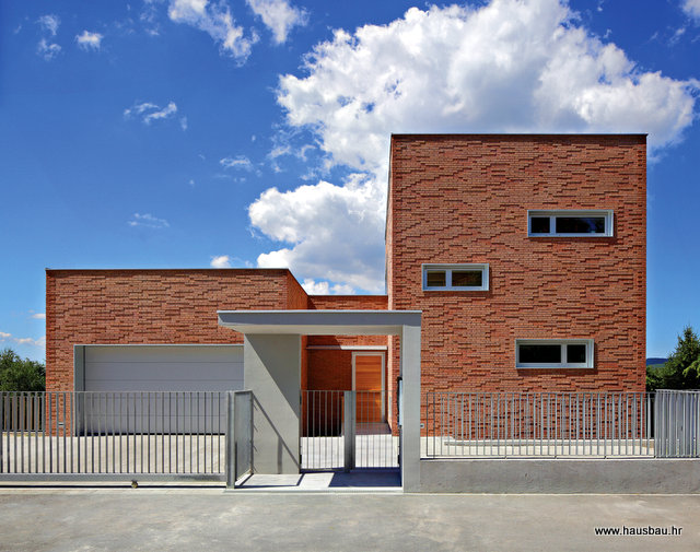 Pročitajte više o članku Wienerberger opeka ZA TRADICIONALNU I MODERNU ARHITEKTURU – Hausbau br.95