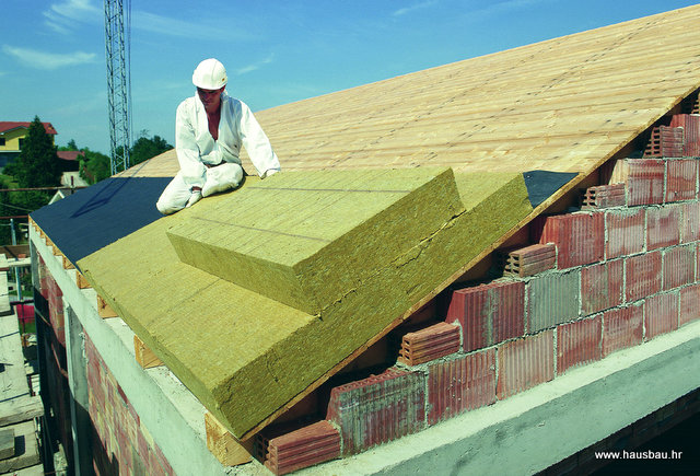 Pročitajte više o članku Durock Austria 038 – OPTIMALNO RJEŠENJE ZA IZOLACIJU KROVA – Rockwool – Hausbau br.100